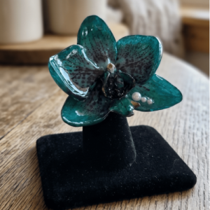 Natural orchid ring